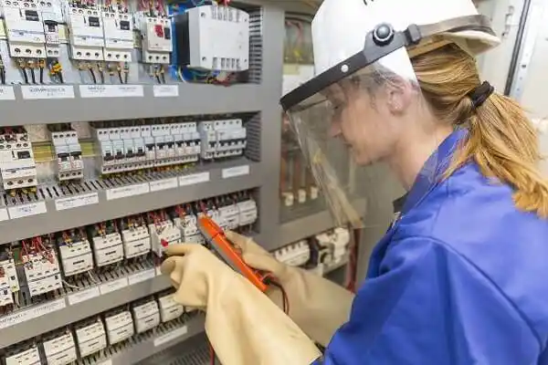 electrician Altona